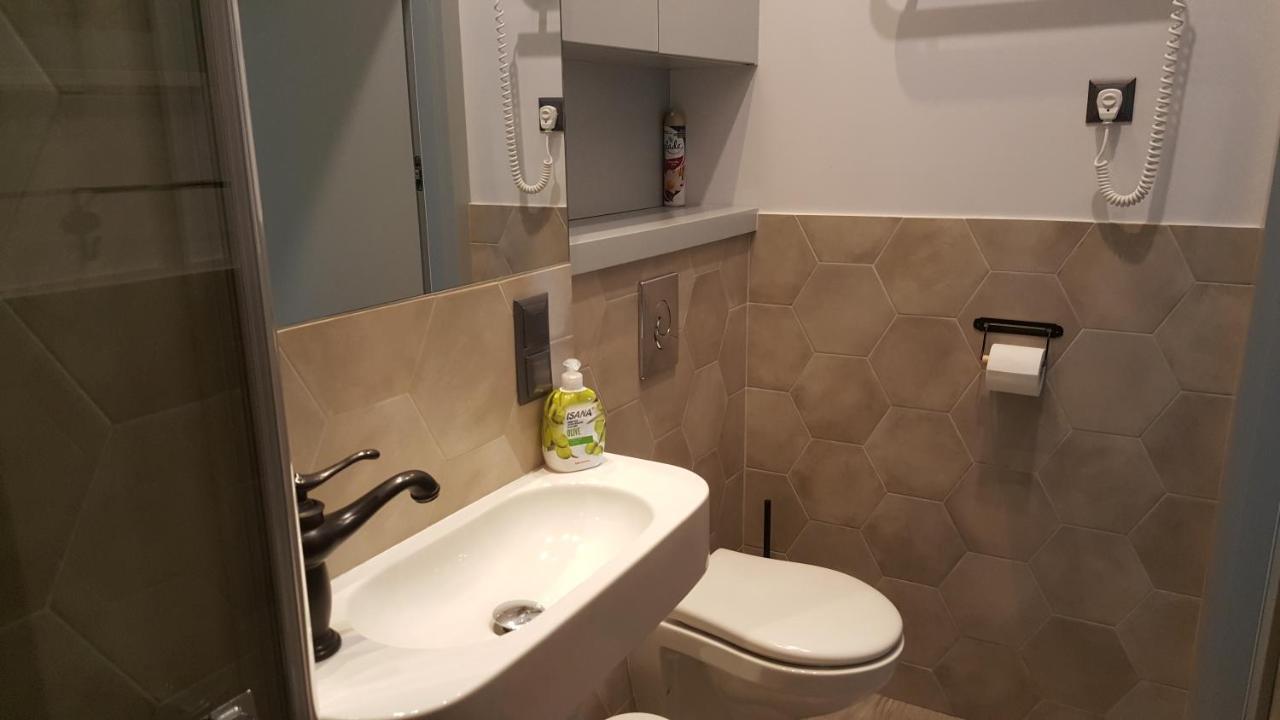 Apartament Na Wilczej Варшава Екстер'єр фото
